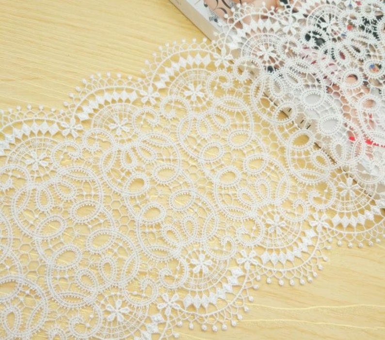 1 yard white scallop lace lace vintage lace decoration DIY sewing wedding bride handmade home decoration