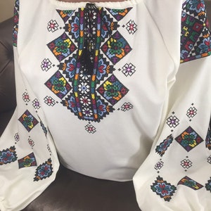 Vyshyvanka Woman – Ukrainische Bluse, Vyshyvanka Bluse, Vyshyvanka Kleid, Ukrainisches Kleid