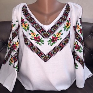 Vyshyvanka Woman – Ukrainische Bluse, Vyshyvanka Bluse, Vyshyvanka Kleid, Ukrainisches Kleid