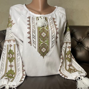 Vyshyvanka Woman – Ukrainische Bluse, Vyshyvanka Bluse, Vyshyvanka Kleid, Ukrainisches Kleid