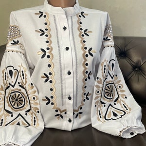 Ukraine shirt - Embroidered shirt,Embroidered blouse,Peasant blouse,Vyshyvanka dress,Ukrainian clothing,Women vyshyvanka,Gift for her