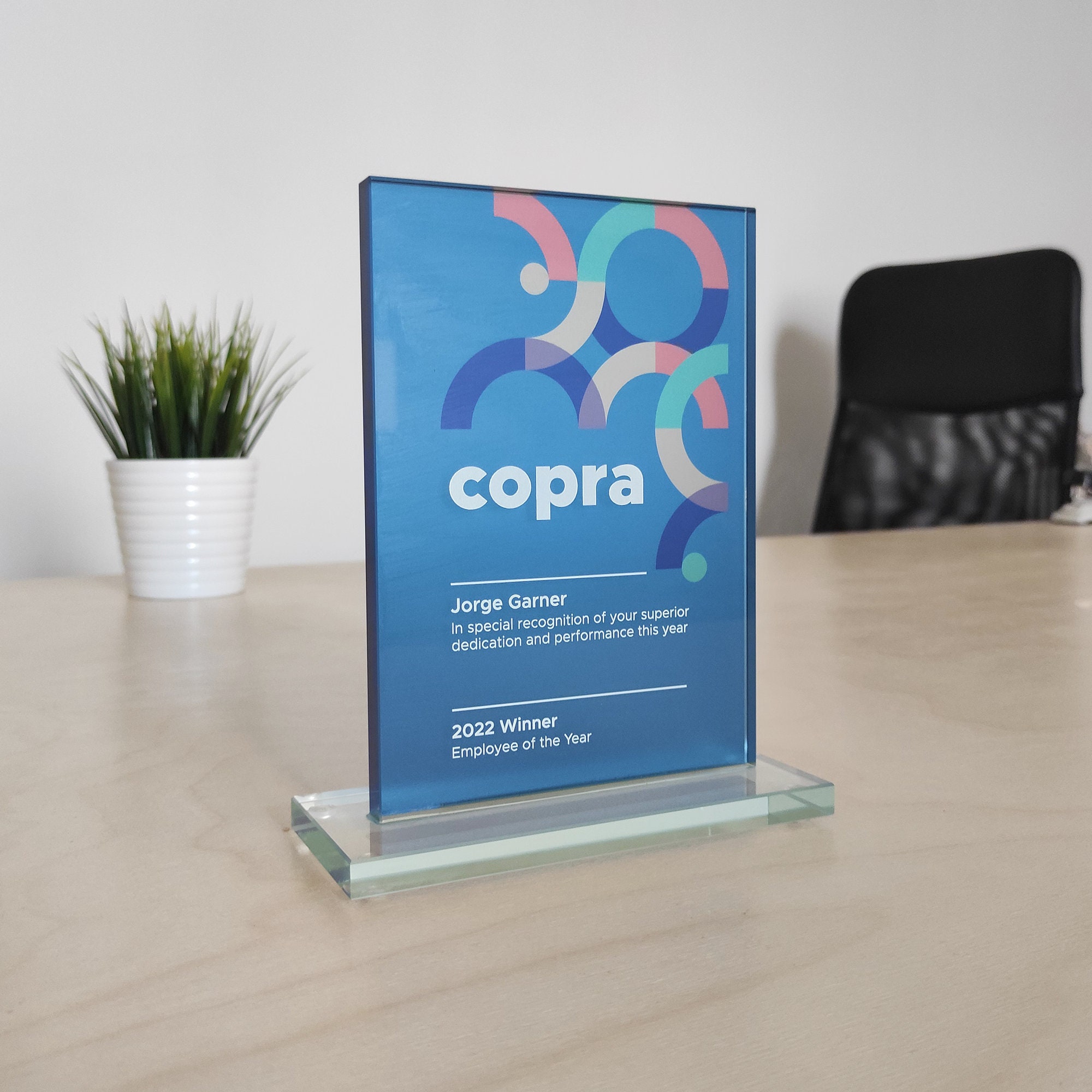 Glass award for the best employee, business partner or player, UV printed glass trophy, personalized business gift