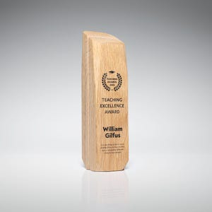 Irregular shaped solid oak trophy decorated with UV print on front side, sustainable wooden prize for best partner, eco-friendly trophy