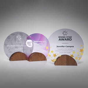 Round personalized trophy, high quality bespoke oak and acrylic award for the best employee or business partner, milestone award