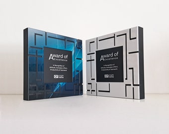 Auszeichnung für herausragende Leistungen, Anerkennung für Mitarbeiterleistungen, personalisierte Firmentrophäe, individuelles Geschenk zur Wertschätzung von Geschäftspartnern