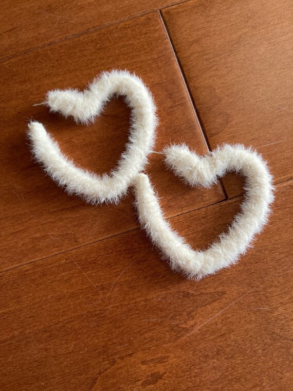 Fluffy heart earrings deals