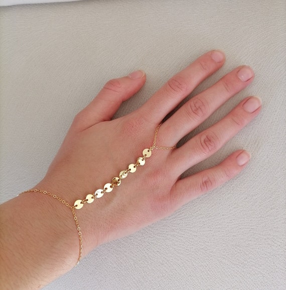 Hand Chain Bracelet Goldfinger Ring 