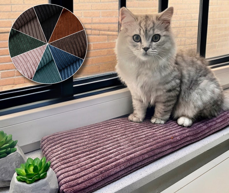 Hochwertige Katzen Fensterbankliege, MASSGEFERTIGT aus Cord 30 Farben wählbar. Kuschelige Katzenliege, Handmade für die Fensterbank. zdjęcie 1