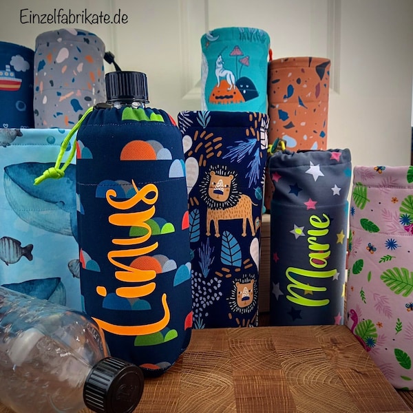 Trinkflaschen Hüllen mit Namen (Personalisiert) Kindermotive, wasserdicht und gepolstert, viele Größen u,Marken. Emil; 0,7 Liter 0,5 Liter