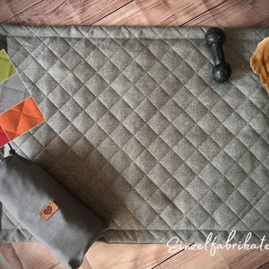 Ultra-light, high-quality dog blanket to go for on the go, waterproof and PERSONALIZED washable at 60 degrees, the perfect outdoor blanket image 1