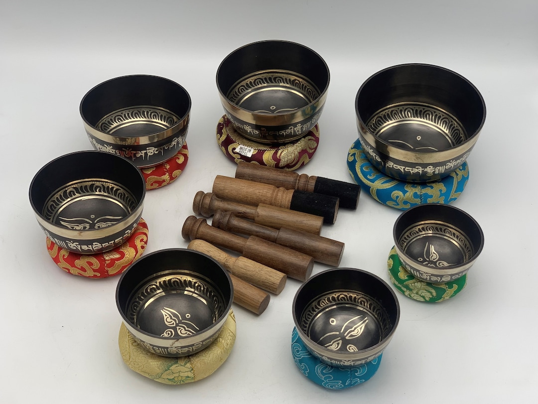 Gorgeous Set of 7 Dark Chakra Bowls Handmade in Nepal, Tibetan Singing ...