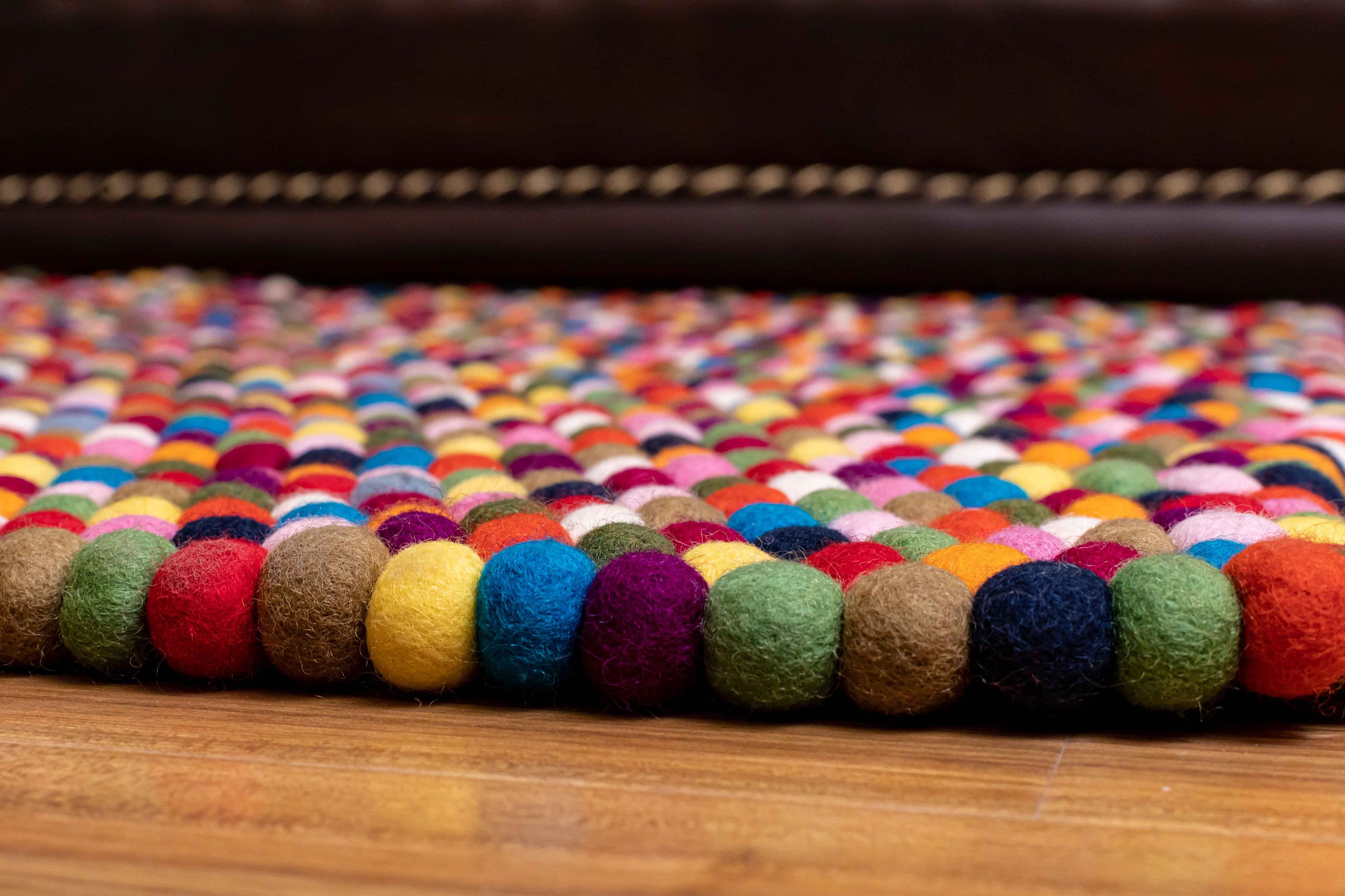 Felt Tube Rug Rectangle Felt Ball Rugs / Multicolored Freckle 100 % Wool Carpet -100 ...
