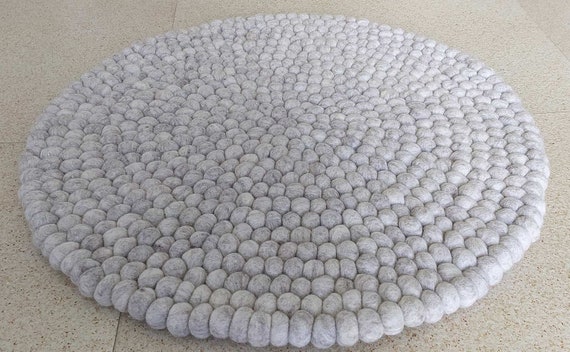 90-300 cm Wool Felt ball Rug, 100% Woolen and handmade Rug, Round Rugs for home and room decor-made from nepal