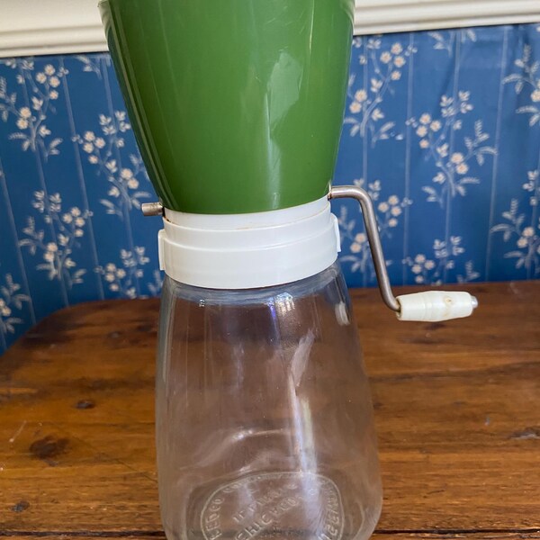 Vintage Avocado Green NYT Chopper - Mid Century Modern Kitchen Decor
