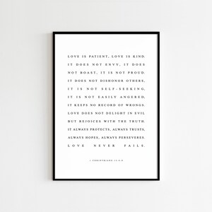 1 Korintiërs 13:4-8, liefde is geduldig, liefde faalt nooit, bijbelvers muurkunst, afdrukbaar schrift, huwelijkscadeau, maximale grootte: 24 x 36