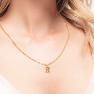 Collar inicial con cadena de bordillo - Collar de letras - Collar inicial de oro - Collar inicial personalizado - Regalo de madre - Regalo para ella