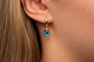 Orecchini A Cerchio Huggie Con Occhio Malvagio In Argento Sterling E Oro 14k: Protezione E Stile Per Ogni Occasione
