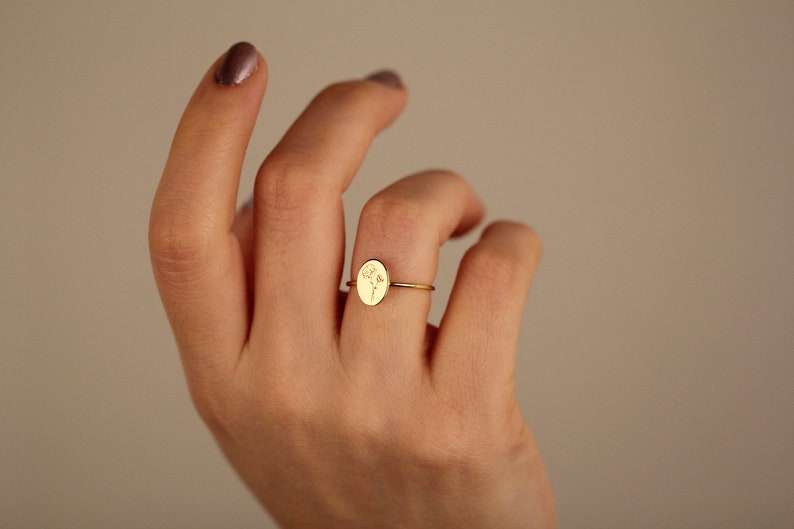 Dainty Flower Ring Custom Signet Ring Bridesmaid Gift Birth Flower Ring Minimalist Ring Summer Jewelry Flower Jewelry image 5