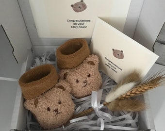 Congratulations on your baby news- bear gifts- baby news- Baby announcement- Pregnancy announcement- Pregnancy news announcement- Baby gifts