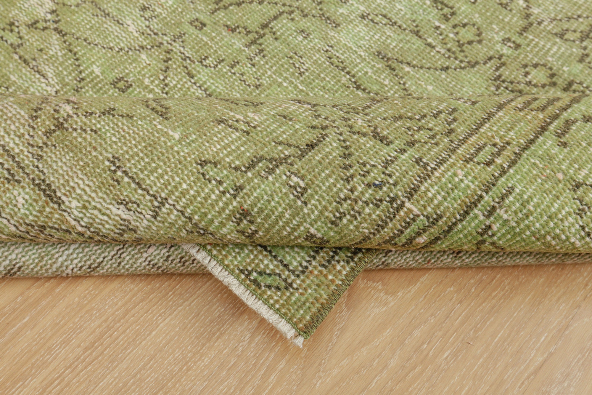 5X9 Minimal Green Vintage