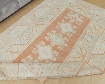 wool hand woven Minimal Geometric Area Rug,  5'3" x 7'10"  bedroom  Carpet  2112074129