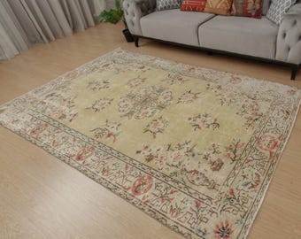 pastelgroen beige slaapkamertapijt met bloemen, 5'9" x 8'6" verweerd vloerkleed 2302166533