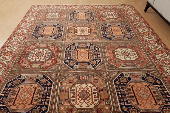 Handmade Geometric Area Rug, 6'9