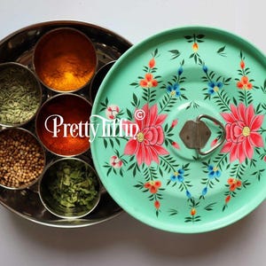 Hand Painted spice tin 
spice box 
beautiful spice tin 
masala box 
masala dabba 
spice storage