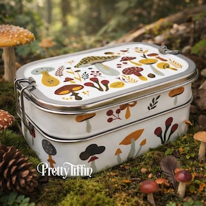 hand painted bento box with wild mushroom design  
Stainles steel bento lunchbox. 
sandwich tin 
metal lunchbox. 
Gift for forager  
Gift for mushroom lover  
Gift for walker