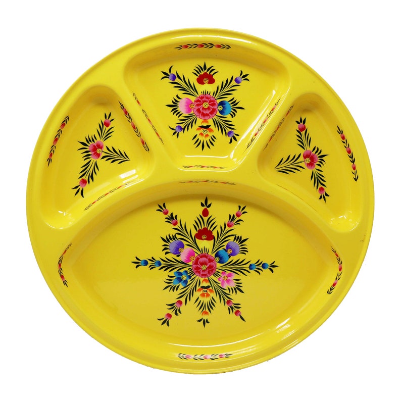 Outdoor plates 
Mess tray 
Thali płatę 
Thali Tray