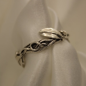Recycled Sterling Silver Vine Leaf Ring Size 10 1/4, Rustic & Natural Wreath Ring, Minimalist Plant Jewelry, Nature Lover Gardener Gift