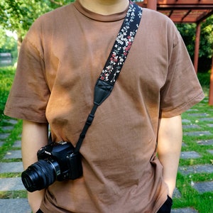 Personalized handmade quick-release weeping cherry blossom floral printed camera strap for canon/nikon/sony, dslr camera strap,