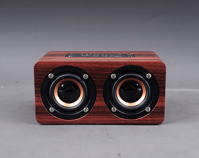 Personalized Wireless Bluetooth Speaker with engraving, Engraved Portable Bluetooth Speaker, gift for groosman, him, her