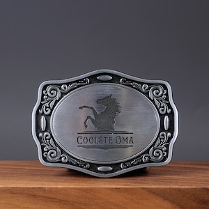 Hebilla de cinturón de caballo personalizada con hebilla de cinturón de vaquero vintage occidental grabada para padrino de boda, él
