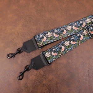 Courroie banjo vintage faite main avec des oiseaux avec extrémités en cuir et crochet, courroie de guitare pour sac à main