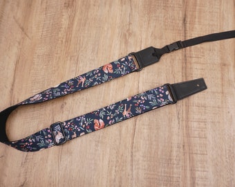 Correia de ukulele personalizada com natureza e pontas de couro | Correia de ukulele animal | presentes para ela,