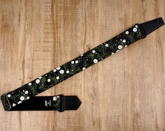 Personalized Daisy flower guitar strap with leather ends for acoustic guitar, electric, and bass guitar, mothers day gift