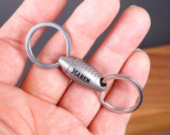 Personalized Titanium Alloy Swivel Keychain – Durable & Stylish Gift