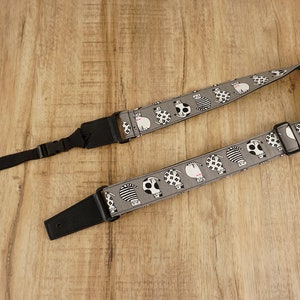 Correa de hombro para ukelele con estampado de gato mágico personalizado y extremos de cuero.