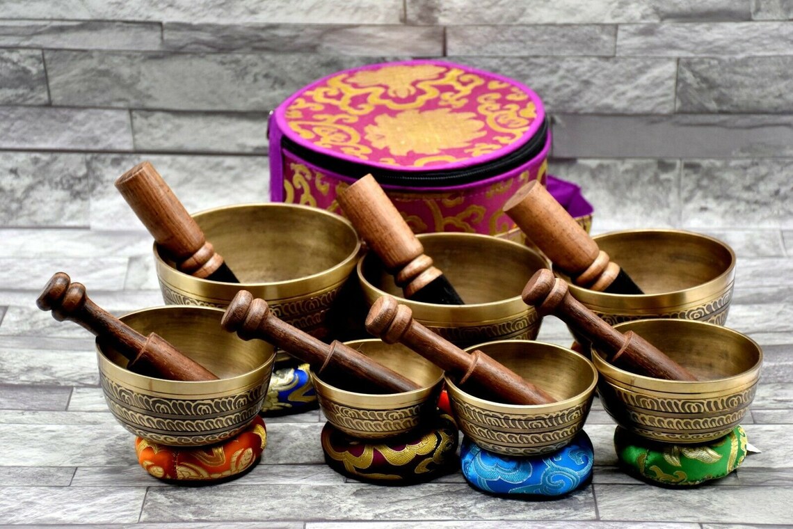 7 chakra Healing Tibetan singing bowl set of 7 Nepalese Etsy