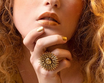 Vergina Sun Cocktail Ring