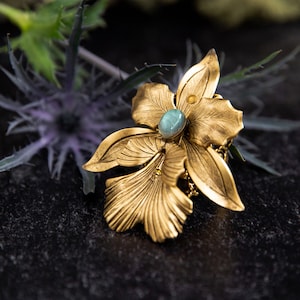 Iris Cocktail Ring