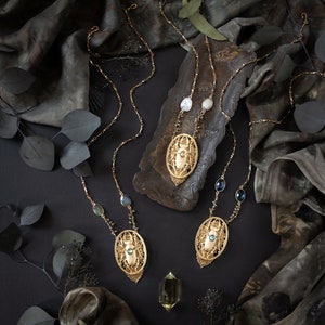 Amulet wróżbiarski w kształcie skarabeusza