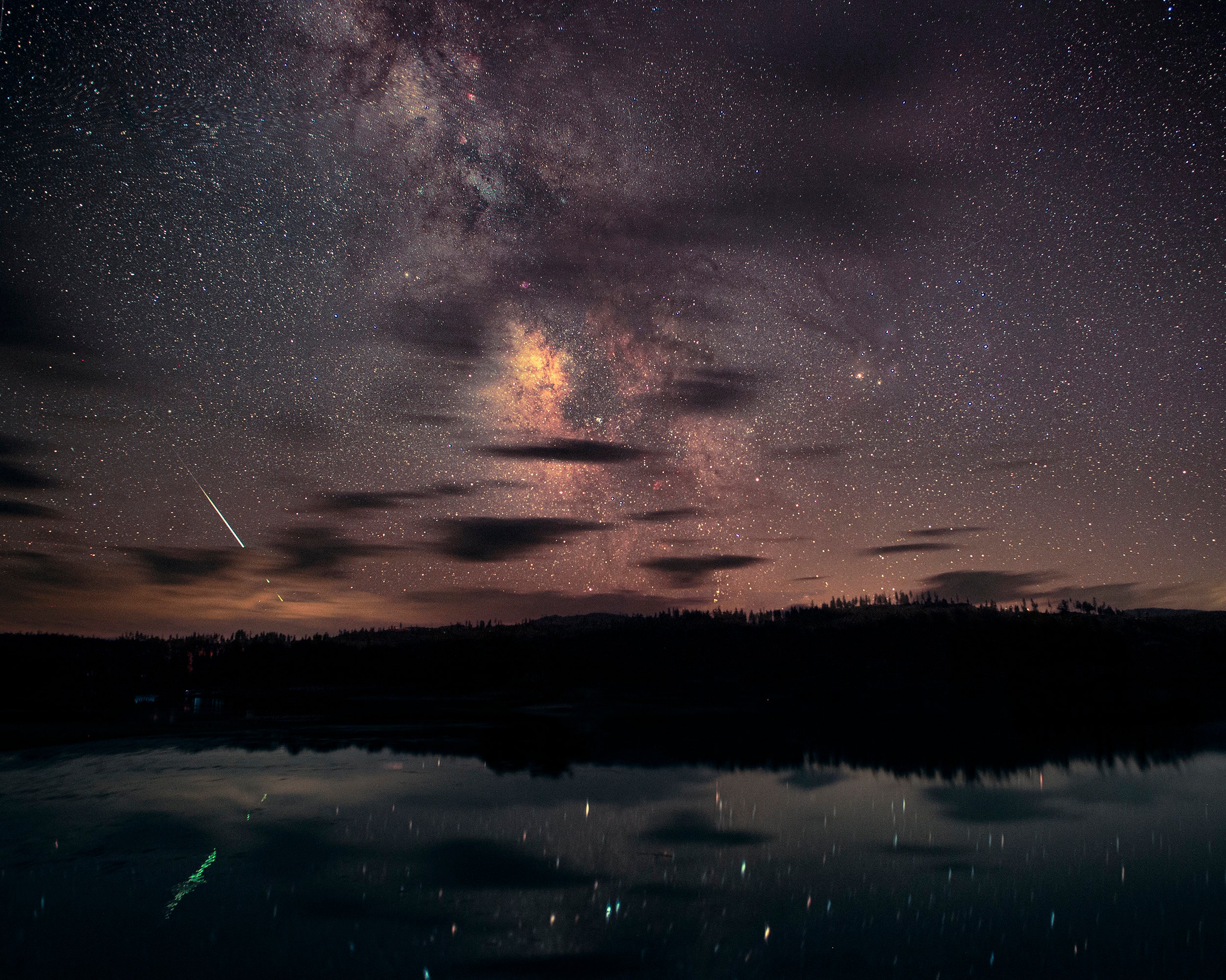 Perseid Reflection Meteor Reflecting in Antelope Lake Plumas County CA ...