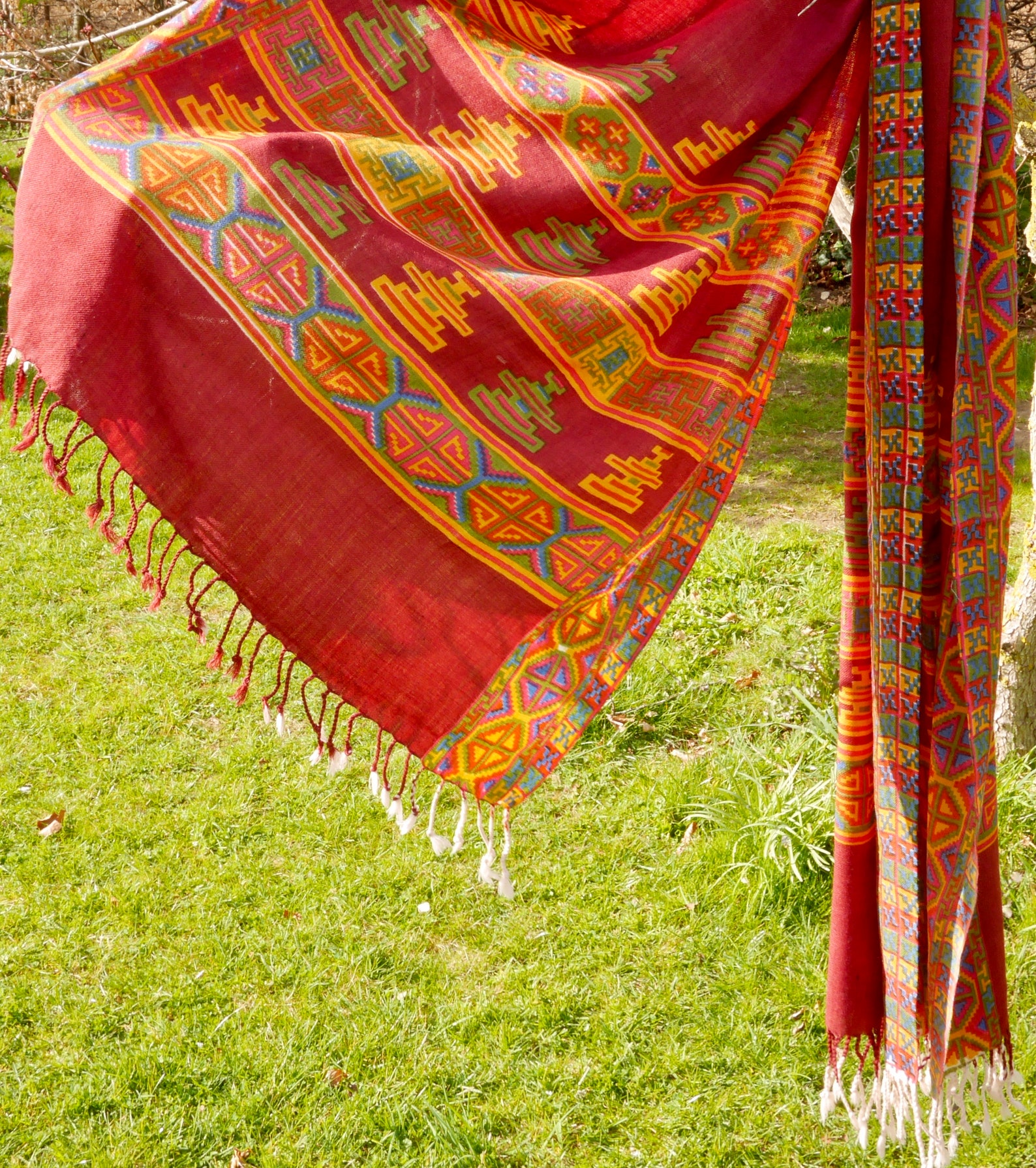 kinnauri shawl price