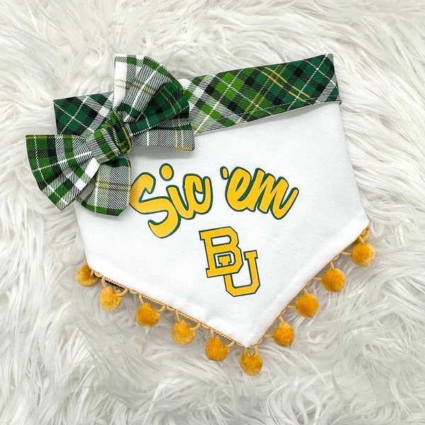 Snap On...REVERSIBLE Baylor Bears Dog bandana…OPTIONAL pom trim