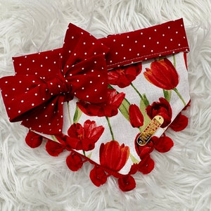 Snap On...REVERSIBLE...Red Tulips Dog Bandana......OPTIONAL pom trim