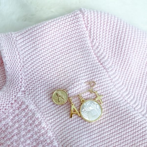Personalized Guardian Angel Brooch Pin, Mother of pearl Guardian Angel medal, Angel brooch pin, newborn safety pin, baby shower gift