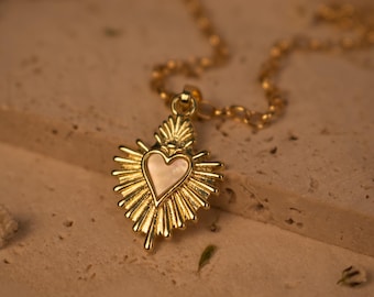 Collana con Sacro Cuore riempita d'oro 18k, ciondolo con Sacro Cuore in madreperla, collana religiosa, regalo cattolico, gioielli a forma di cuore,
