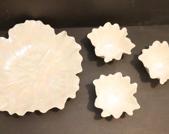 Large Global Views Ceramic Wall Decor Carnation Pearl White Floral Art Platter/Bowl Pearl White One Med/Three Small
